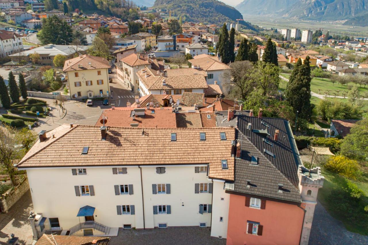 La Canonica Suite Apartments New Location Trento Luaran gambar